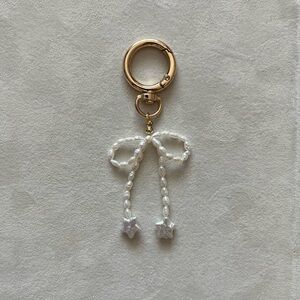 Freshwater Pearl Bow Bag Charm